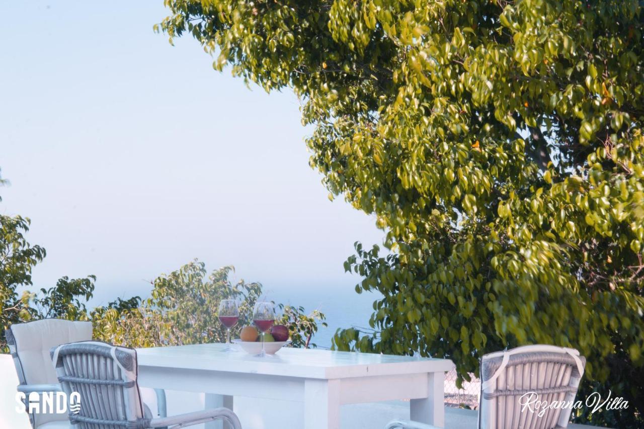 Sando Traditional Cave Villas With Jacuzzi And Sea View Vourvoúlos Exteriör bild