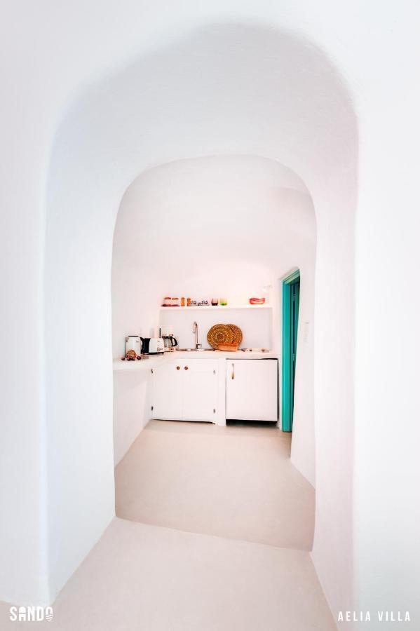 Sando Traditional Cave Villas With Jacuzzi And Sea View Vourvoúlos Exteriör bild